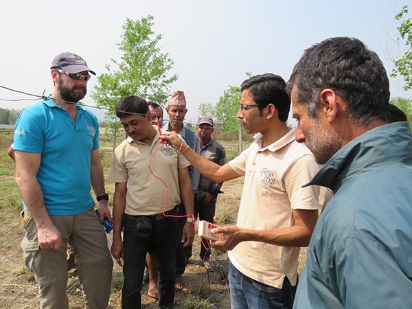 Fencing workshop in Nepal, led by Chester Zoo