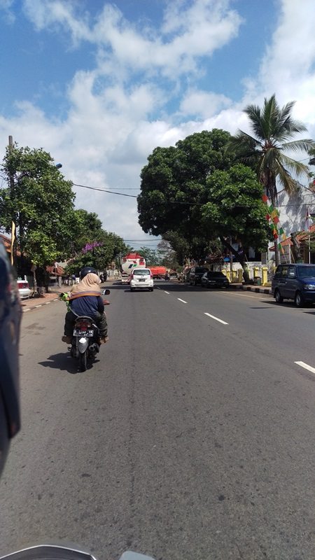 Travelling through Java on a motorbike