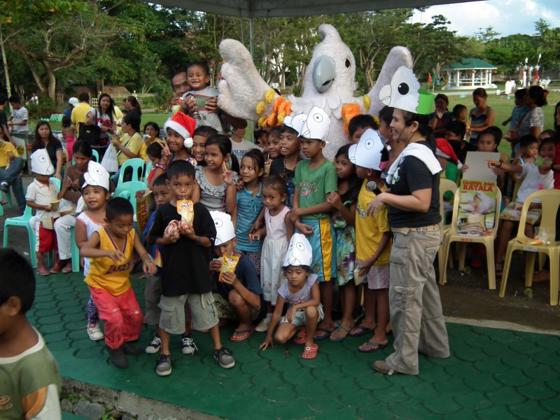 Philippine Cockatoo Mascot Photo Credit Peter Widmann Katala Foundation Inc