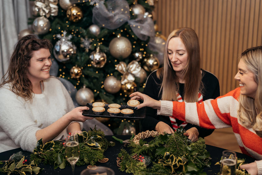 Chester Zoo Wreath Making (19 Of 61)