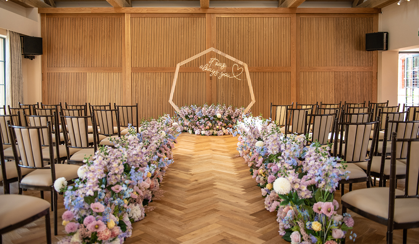 The Square Wedding Aisle